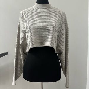 Wilfred Heather Gray Cropped Ribbed Sweater